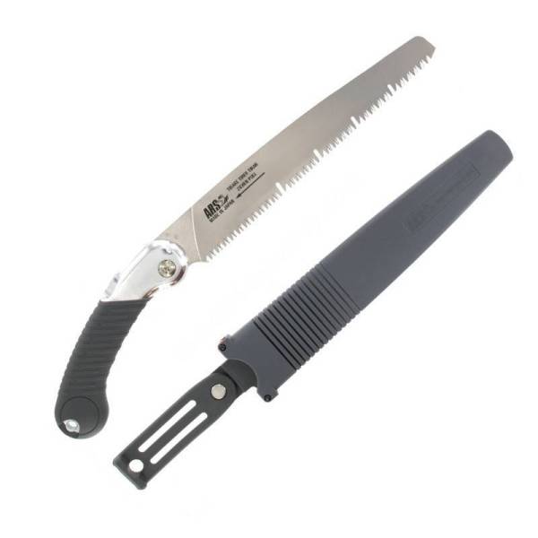 Scie d'élagage professionnelle ARS TL-24 avec lame inclinable et son étui de protection rigide.